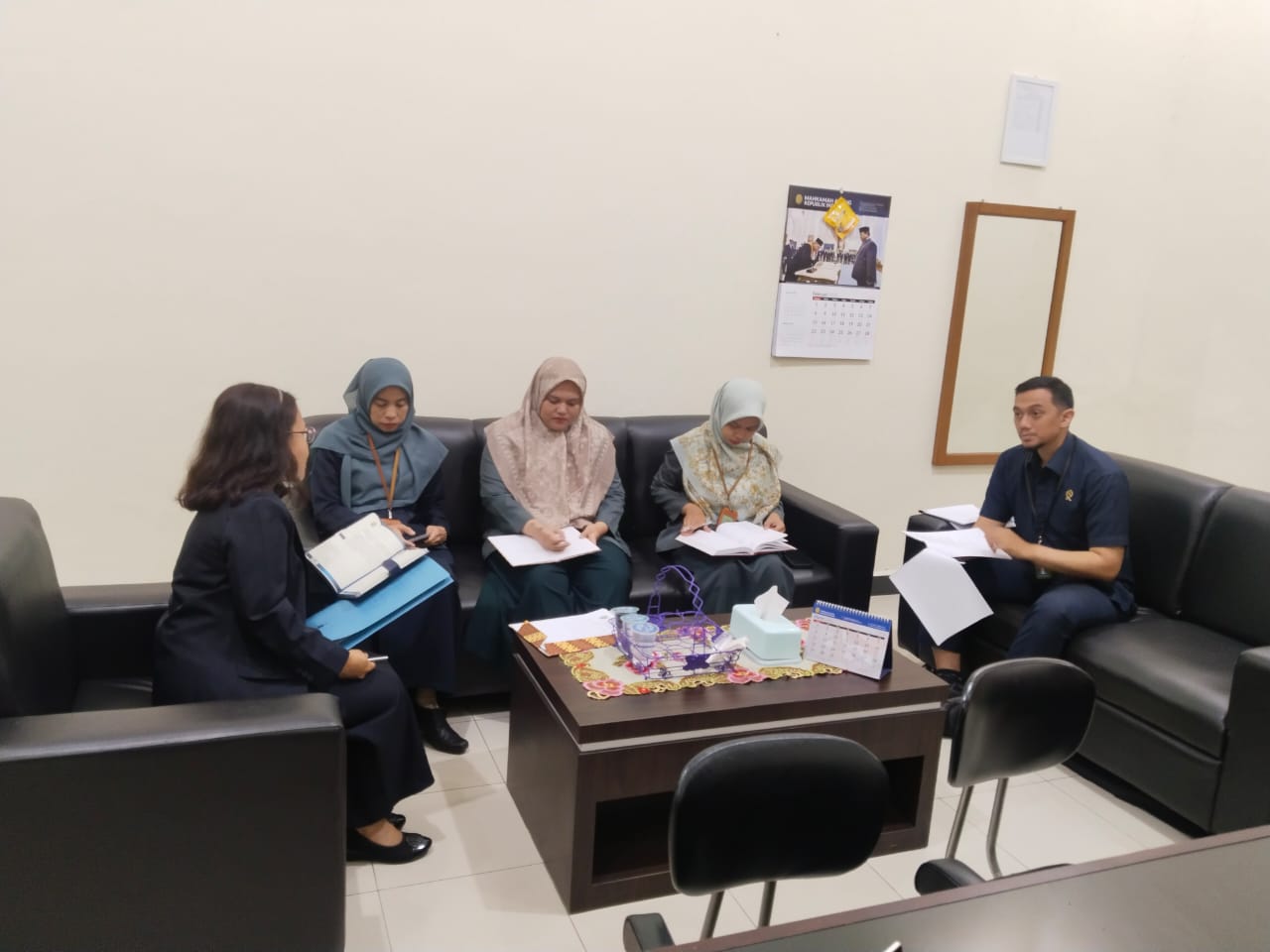 Rapat Monitoring dan Evaluasi Tim Unit Pengendalian Gratifikasi