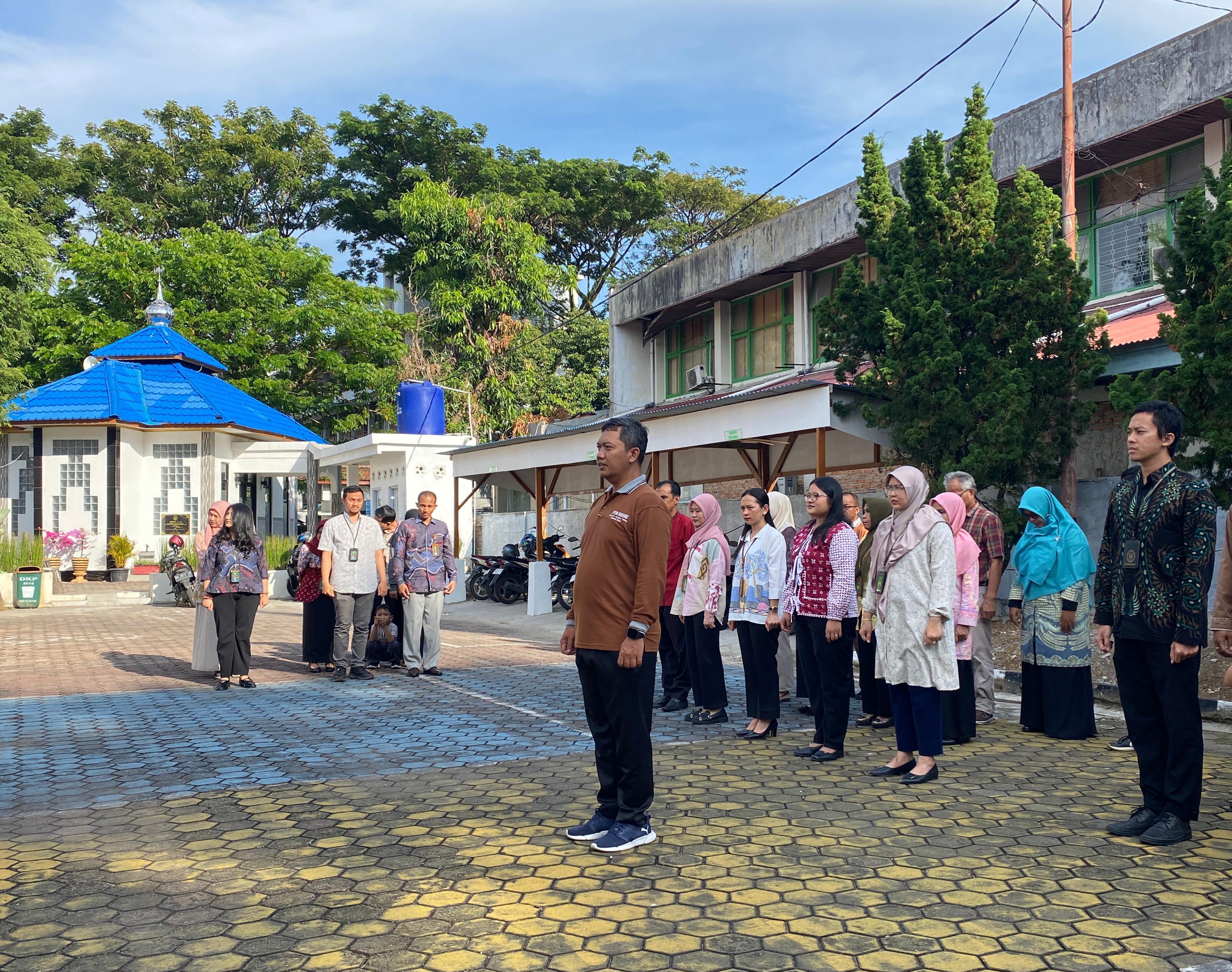 Kegiatan Rutin Apel Sore PTUN Padang