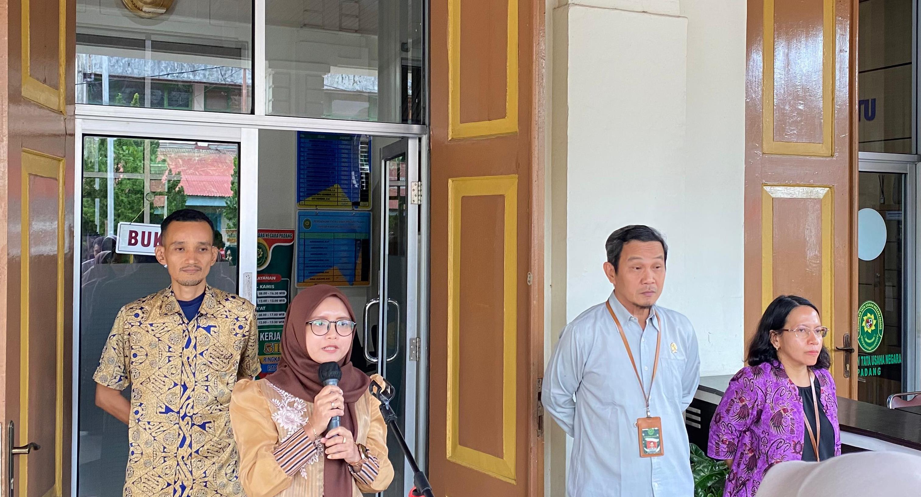 Kegiatan Apel Sore PTUN Padang