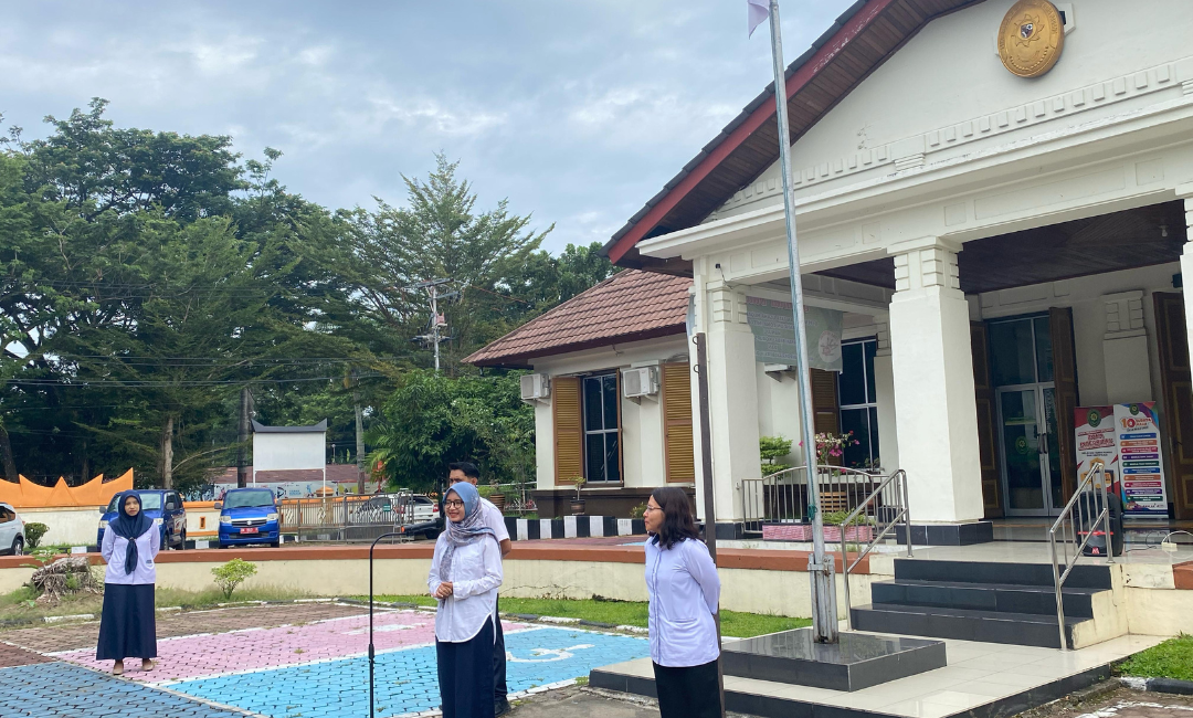 Kegiatan Apel pagi PTUN Padang