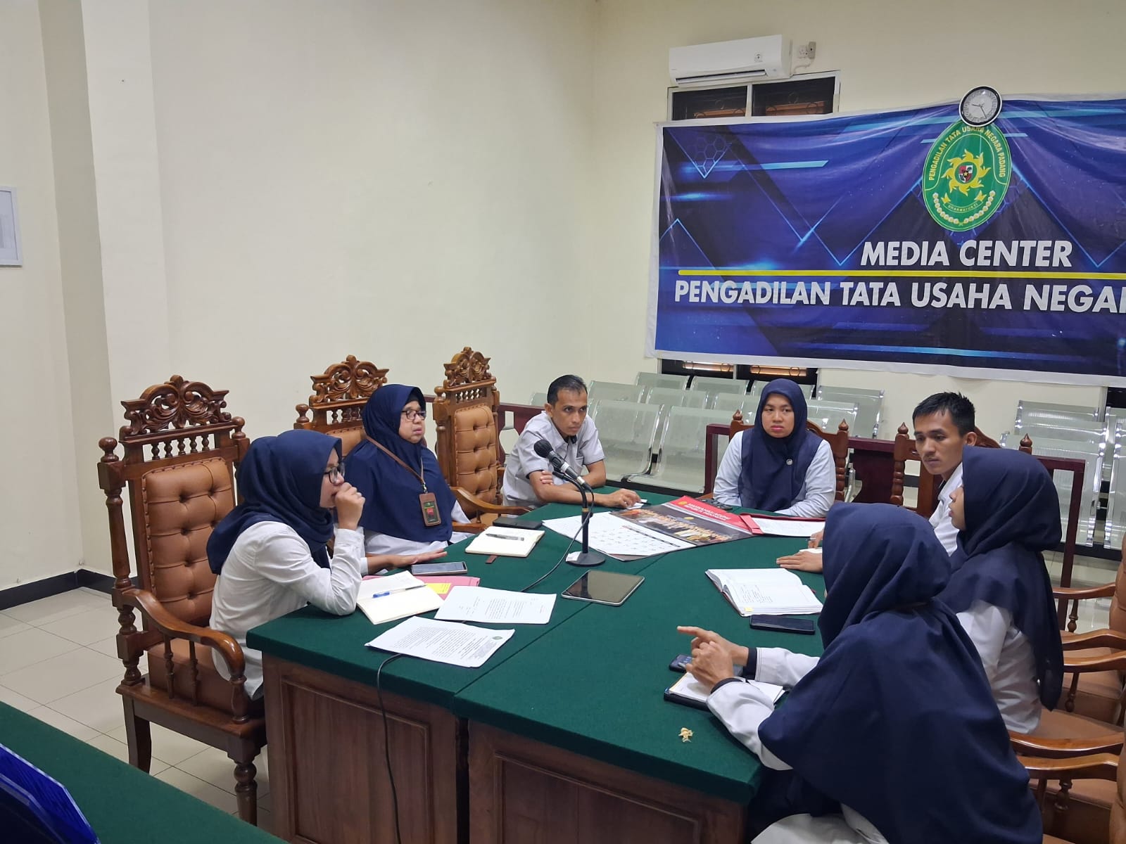 Rapat Panitia Seleksi Jasa Pos Layanan Bantuan Hukum PTUN Padang TA 2026