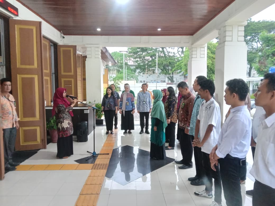 Kegiatan Rutin Apel Sore PTUN Padang