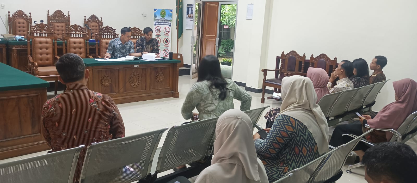 Rapat Monitoring dan Evaluasi TIK dan Website & Media Sosial