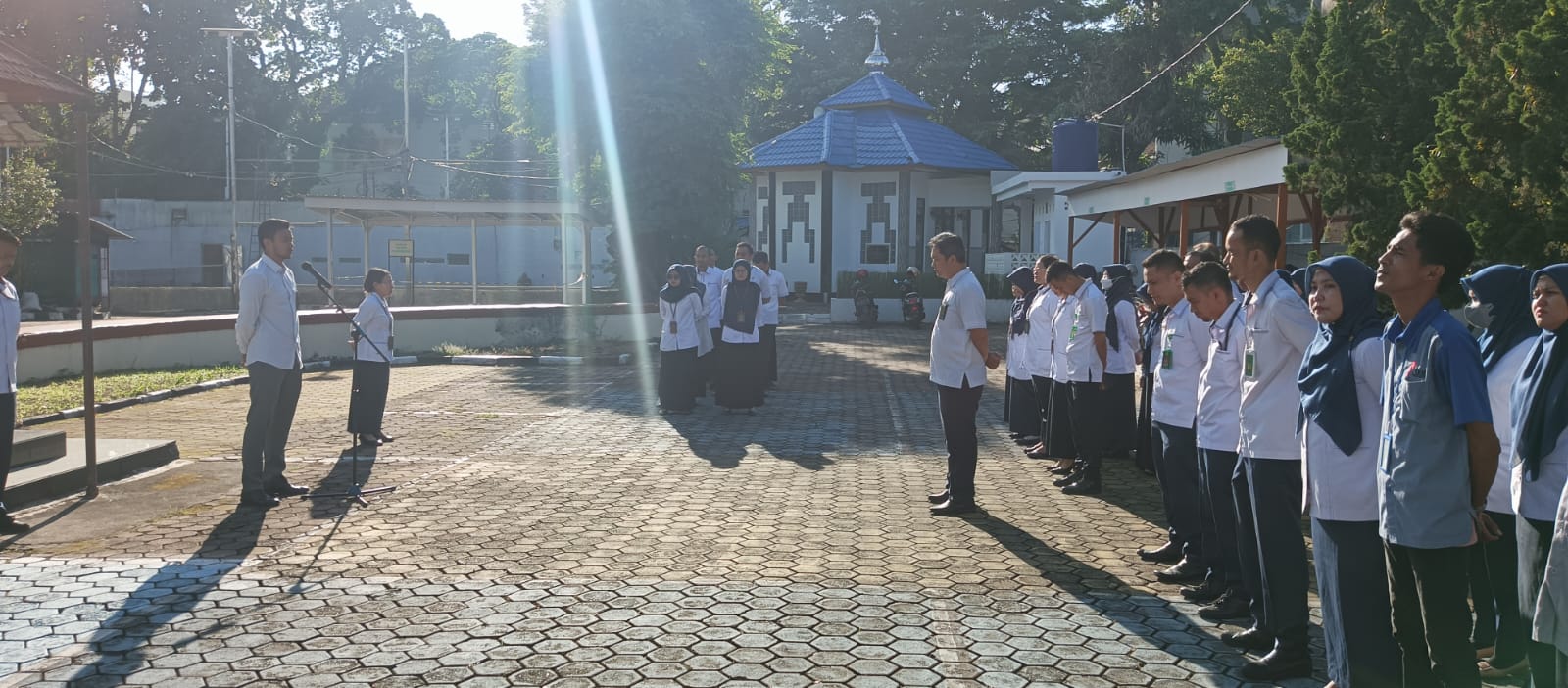 Kegiatan Rutin Apel Pagi PTUN Padang