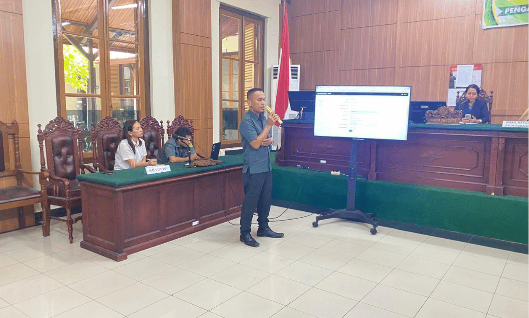 Sub Bagian Kepegawaian, Organisasi dan Tata Laksana PTUN Padang mensosialisasikan Aplikasi E-CUTI