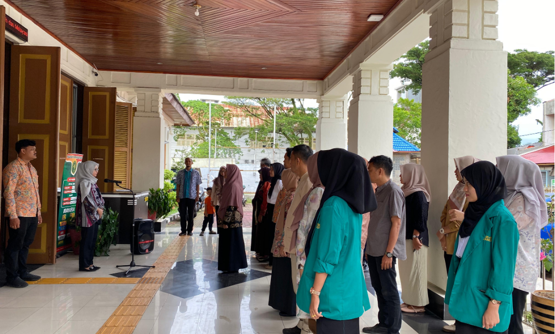 Kegiatan Apel sore PTUN Padang