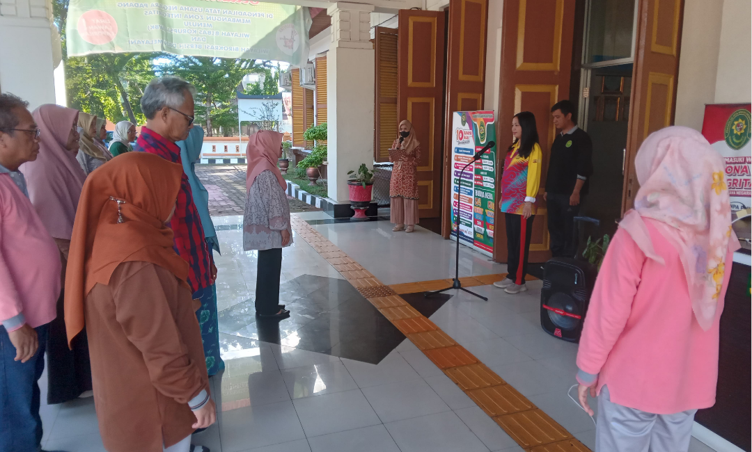 Kegiatan Apel sore PTUN Padang