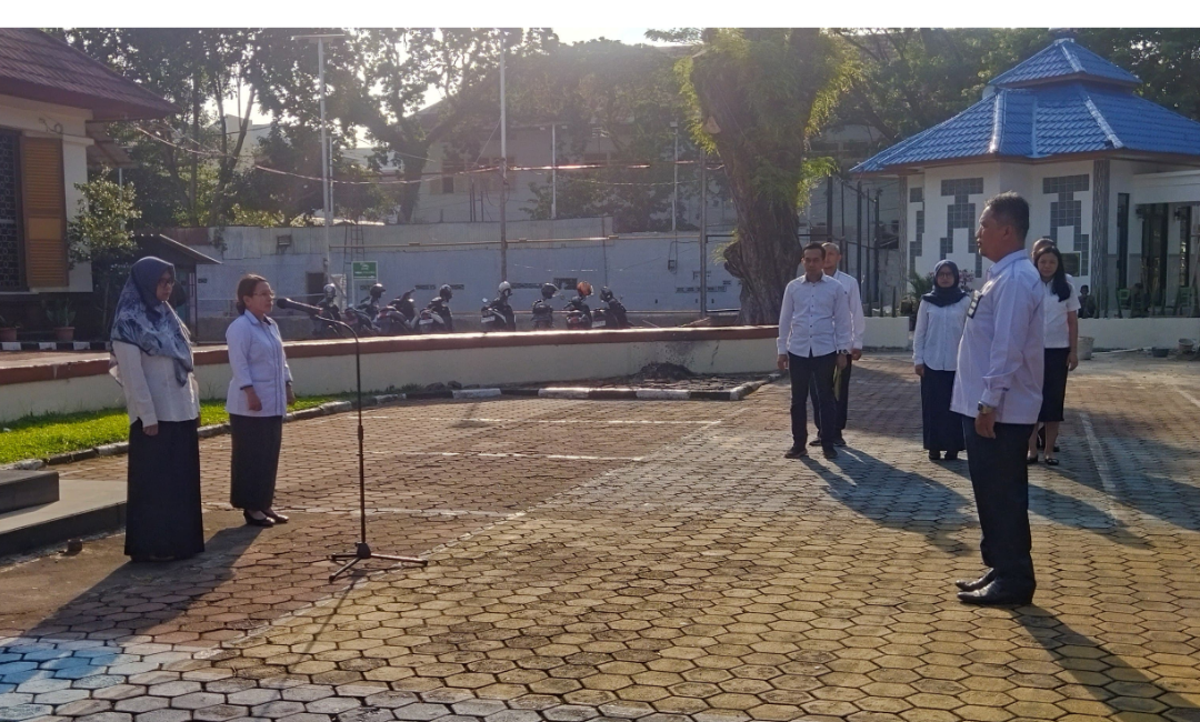 Kegiatan Apel pagi PTUN Padang