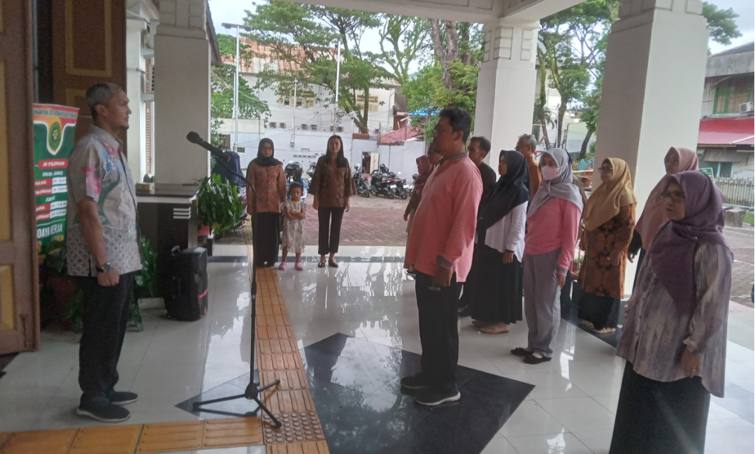 Kegiatan Apel sore PTUN Padang