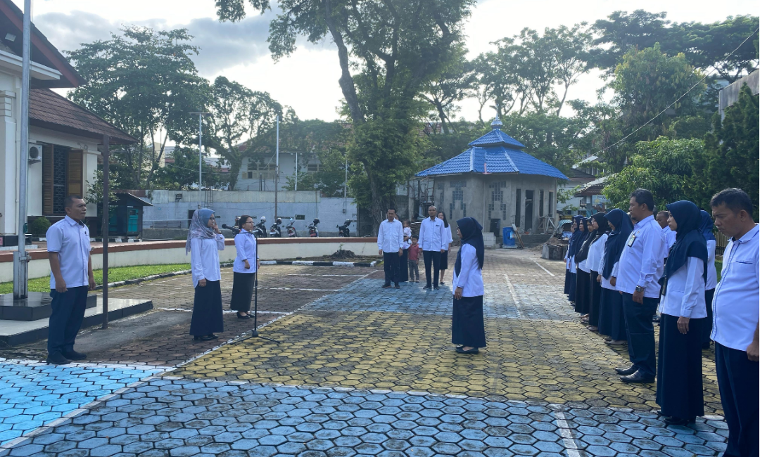 Pengadilan Tata Usaha Negara Padang melaksanakan Kegiatan Apel pagi