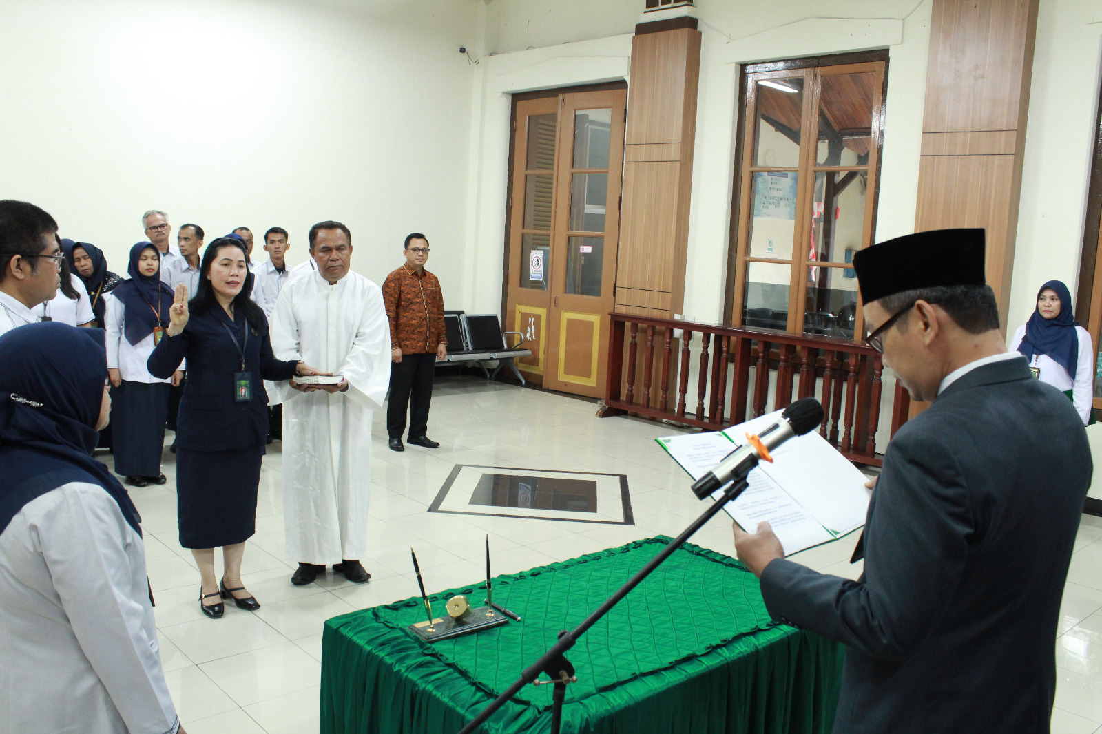Pelantikan Sekretaris PTUN Padang