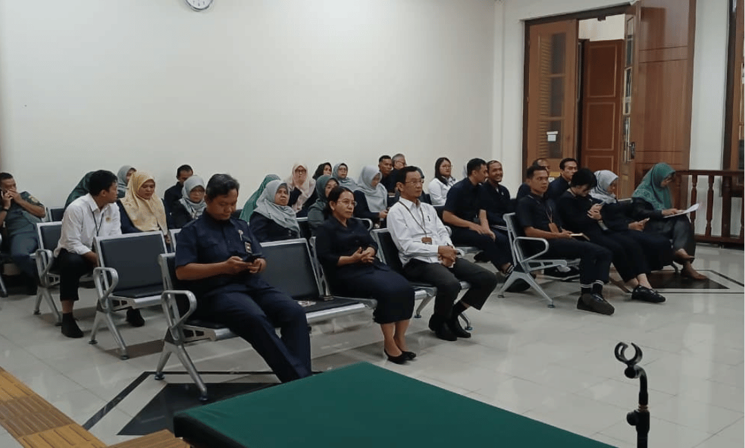 Pembinaan Dirjen Badilmiltun secara Zoom Meeting