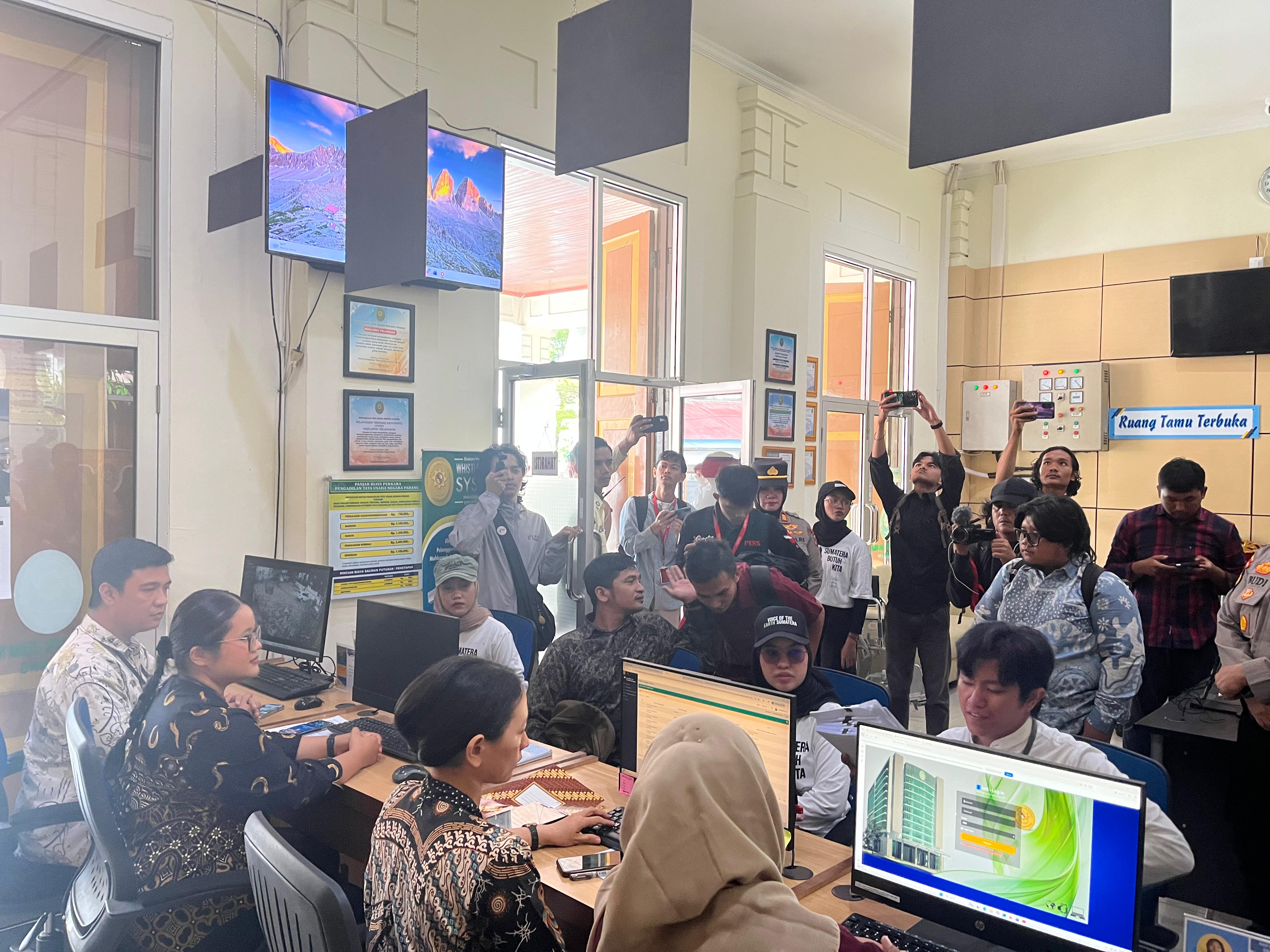 Peliputan Media dalam Gugatan terhadap Negara atas Bencana Ekologis Sumatera Barat 2025
