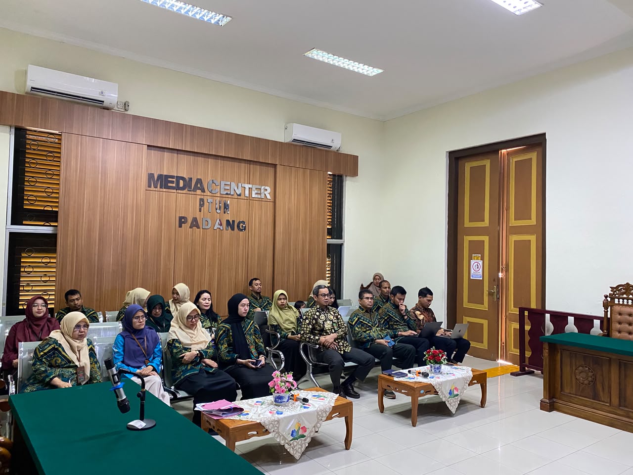 Kegiatan Pembinaan Direktur Jenderal Badan Peradilan Militer dan Tata Usaha Negara (Dirjen Badilmiltun) secara Daring