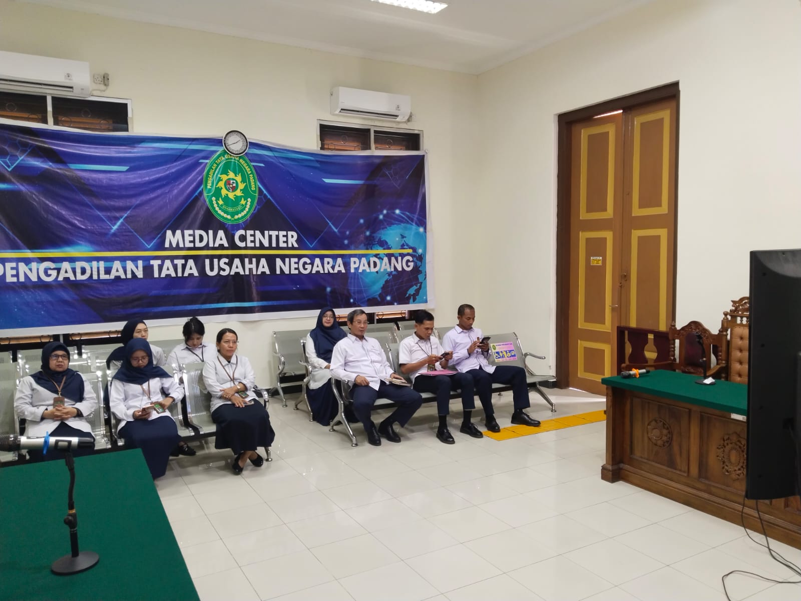 Kegiatan Diskusi Ius Constitutiendum Undang-Undang Peradilan Tata Usaha Negara