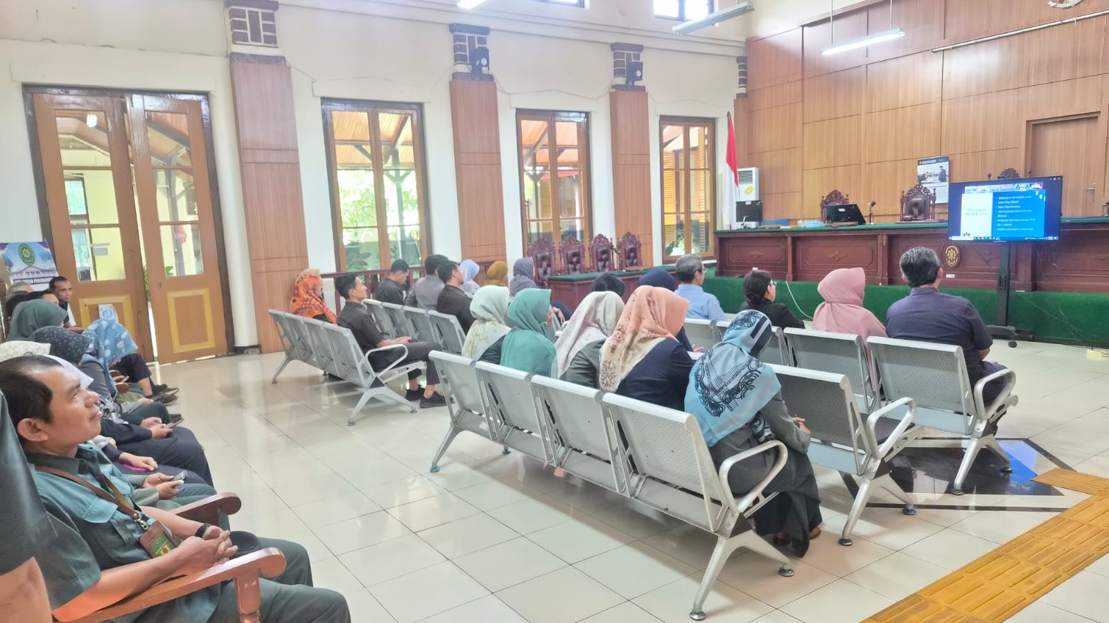 Pembinaan Dirjen Badilmiltun secara daring