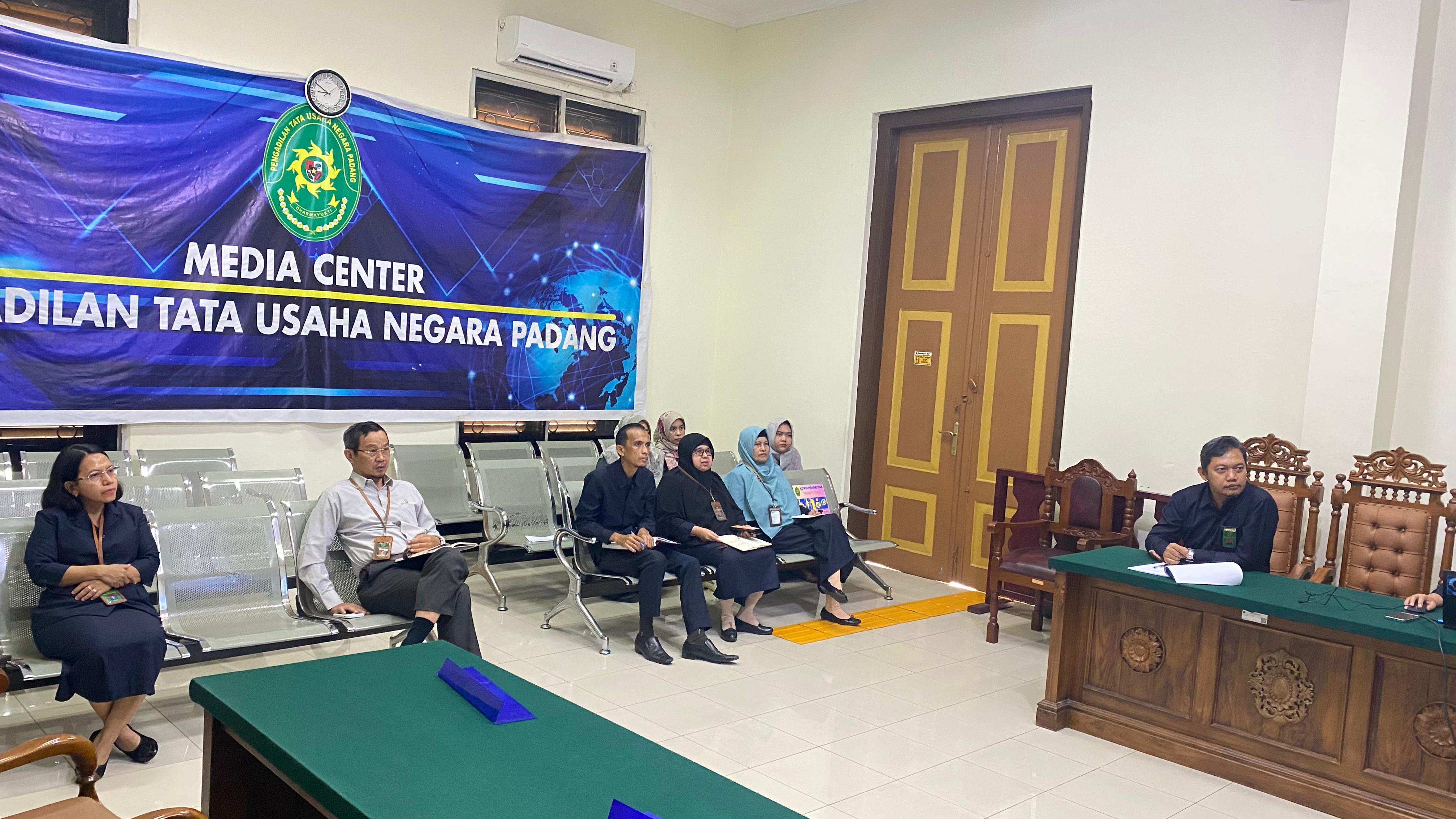 PTUN Padang Sosialisasi Penggunaan Aplikasi SIMPAN Terintegrasi