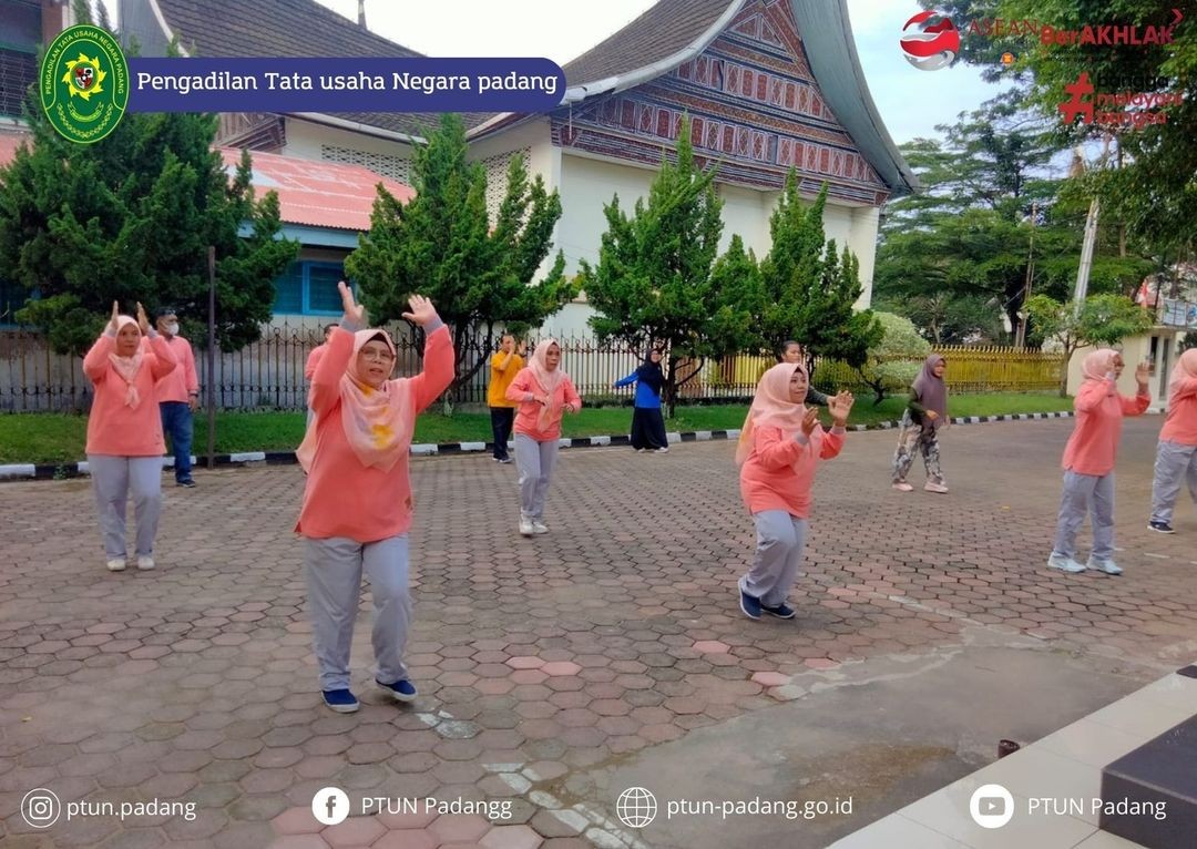 Kegiatan Jumat Senam Pagi di PTUN