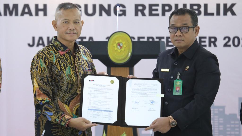 Mahkamah Agung Terima Aset Tanah Dan Bangunan Hasil Rampasan Kpk