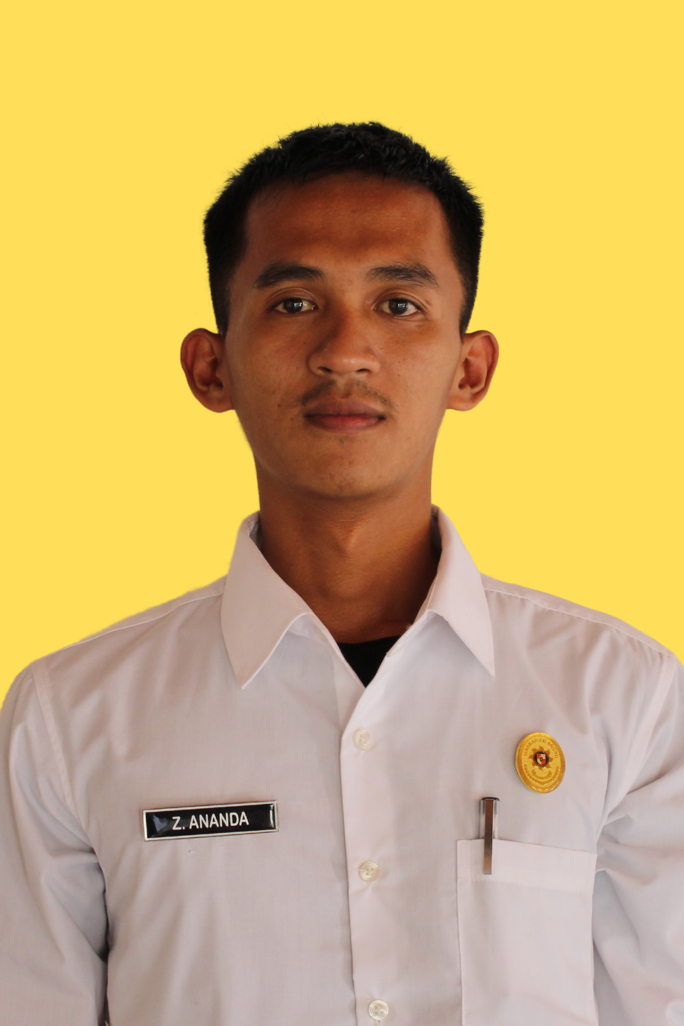 Zikri Ananda Aura, S.H.
